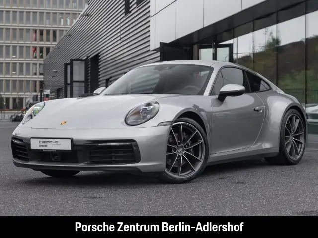 Photo 1 : Porsche 992 2023 Essence