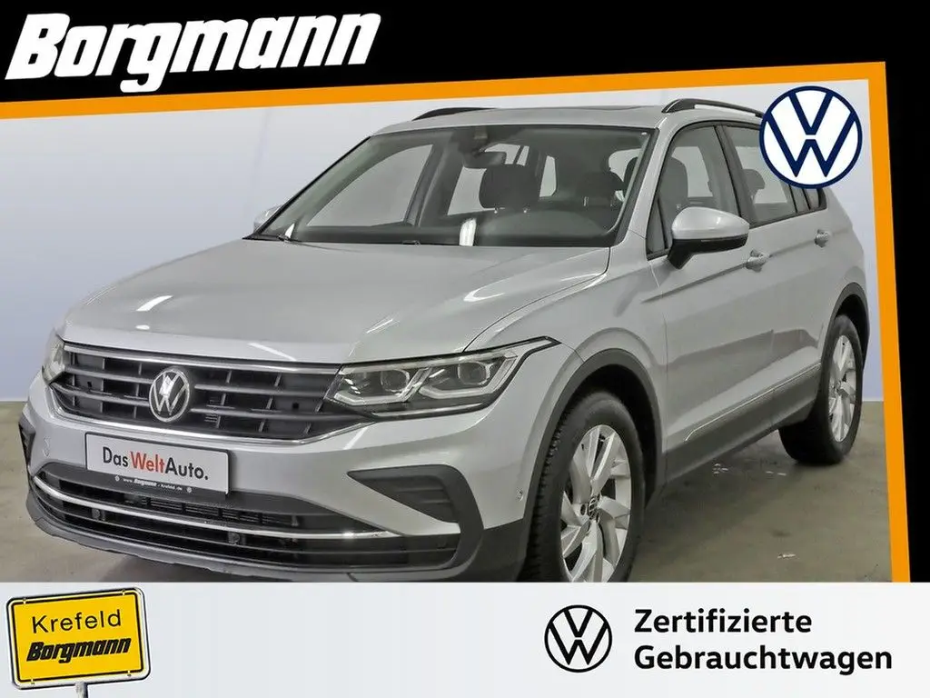 Photo 1 : Volkswagen Tiguan 2021 Essence