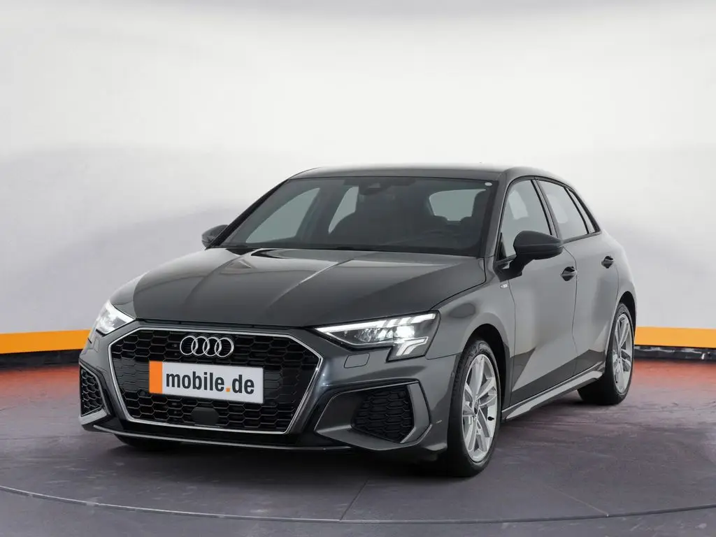 Photo 1 : Audi A3 2023 Petrol