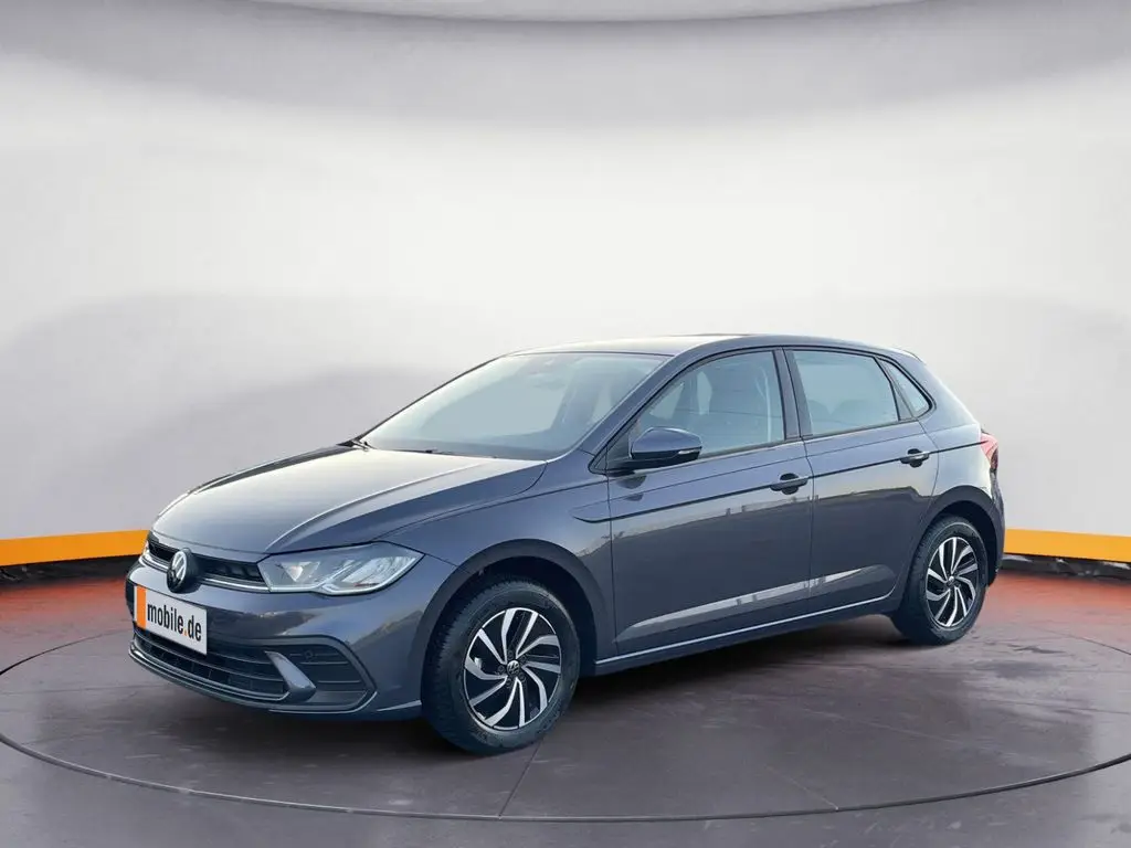 Photo 1 : Volkswagen Polo 2024 Petrol