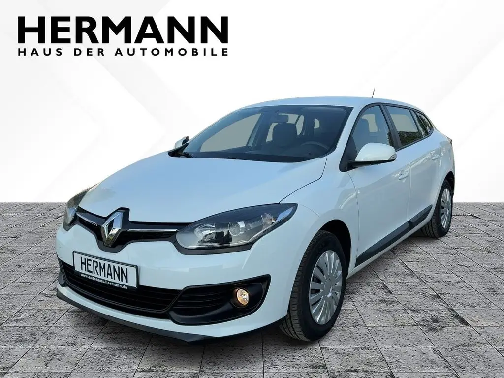 Photo 1 : Renault Megane 2015 Petrol