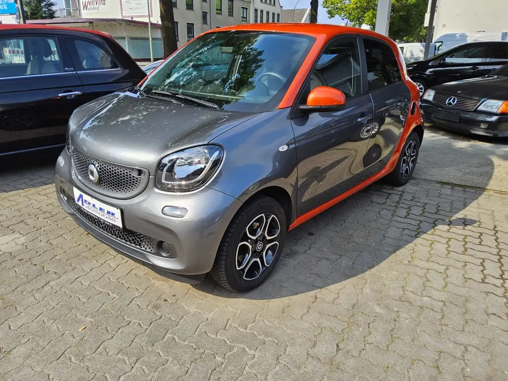 Photo 1 : Smart Forfour 2016 Petrol