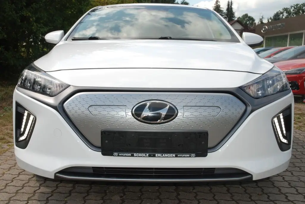 Photo 1 : Hyundai Ioniq 2020 Not specified