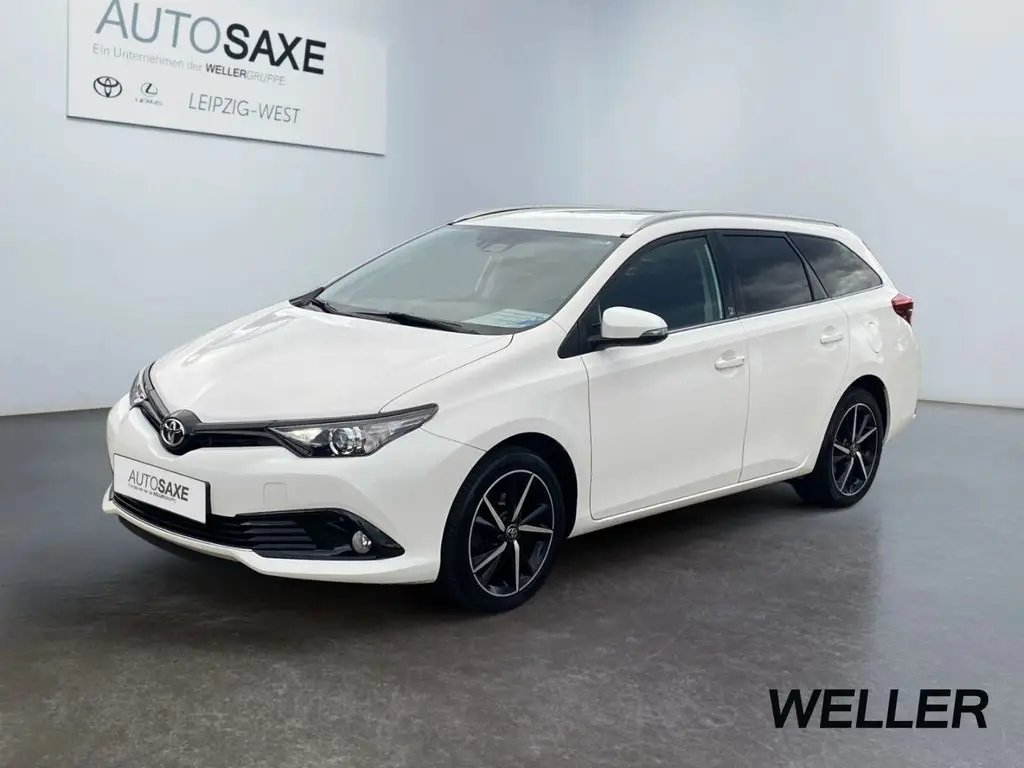 Photo 1 : Toyota Auris 2018 Petrol