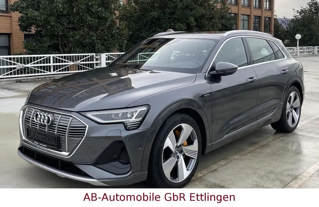 Photo 1 : Audi E-tron 2020 Not specified