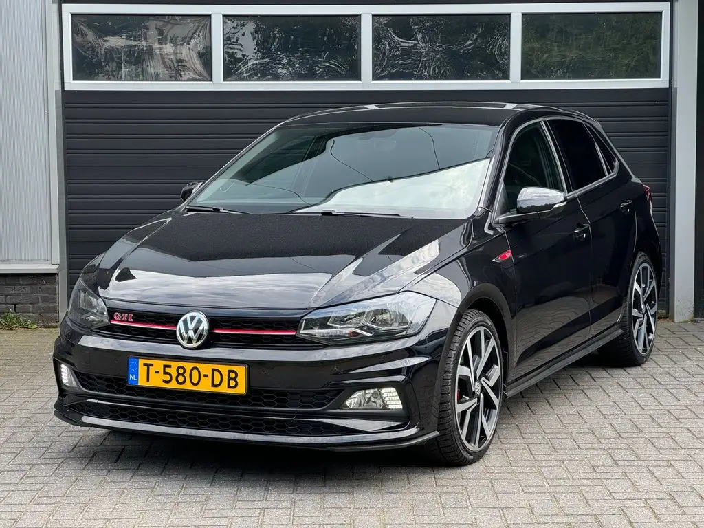 Photo 1 : Volkswagen Polo 2019 Petrol