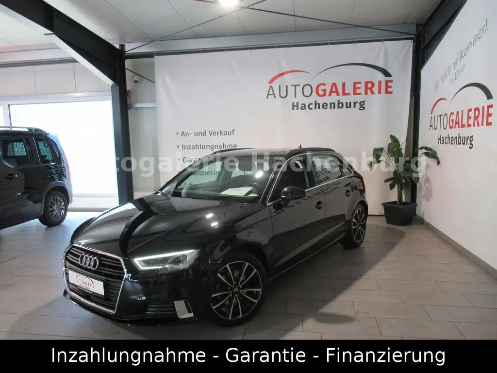 Photo 1 : Audi A3 2017 Petrol