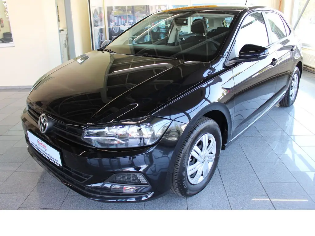 Photo 1 : Volkswagen Polo 2020 Petrol