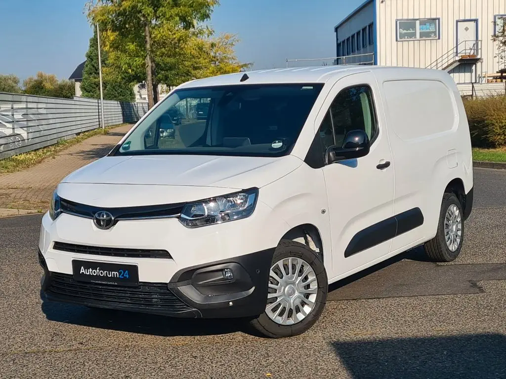 Photo 1 : Toyota Proace 2023 Diesel