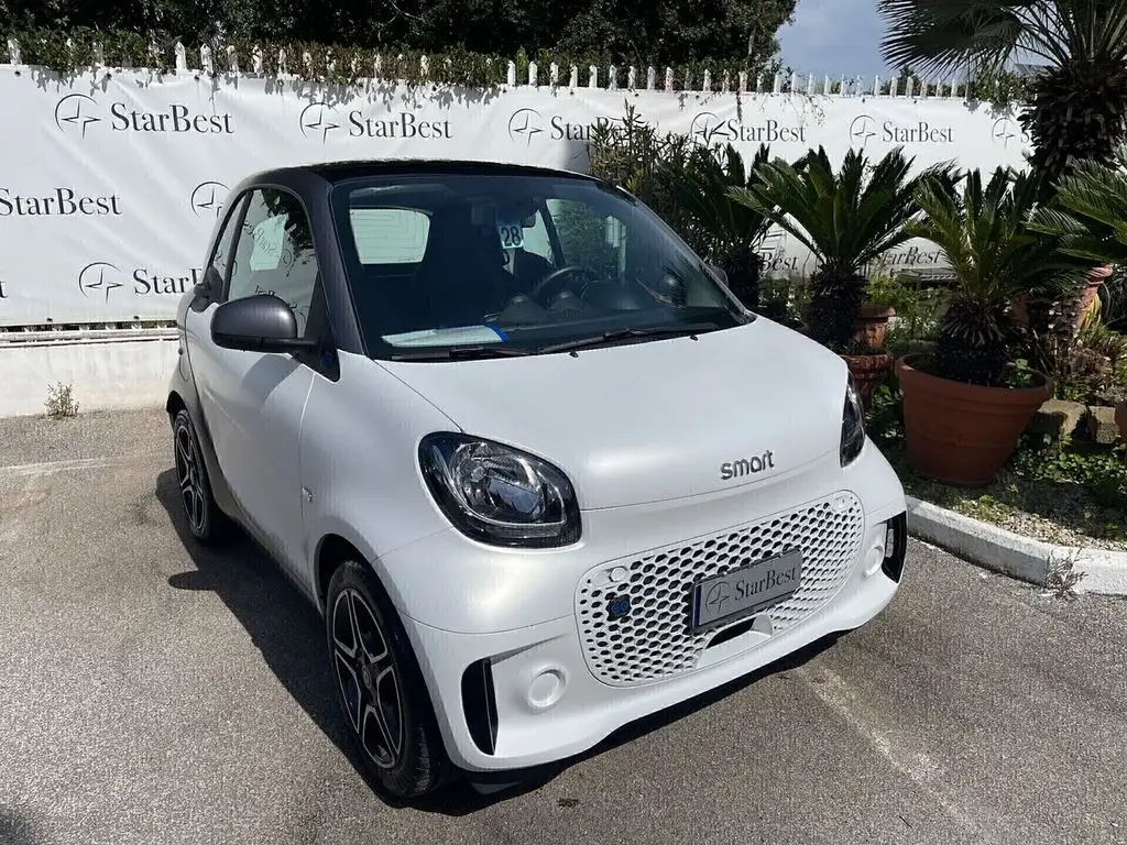 Photo 1 : Smart Fortwo 2020 Non renseigné