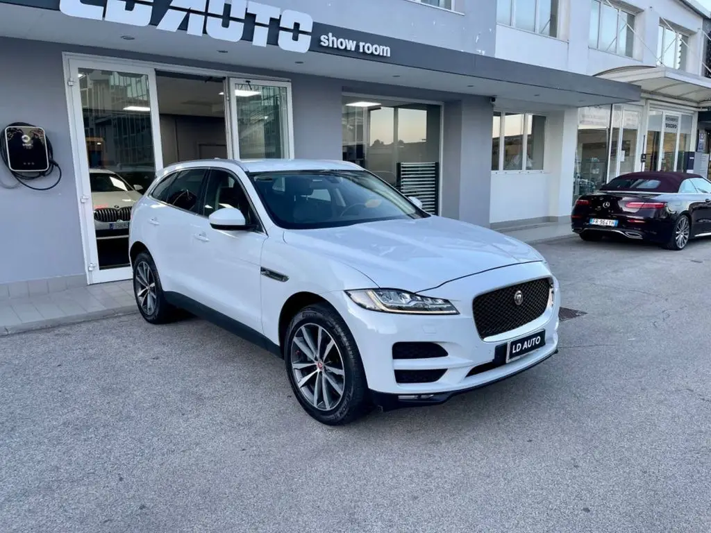 Photo 1 : Jaguar F-pace 2017 Diesel