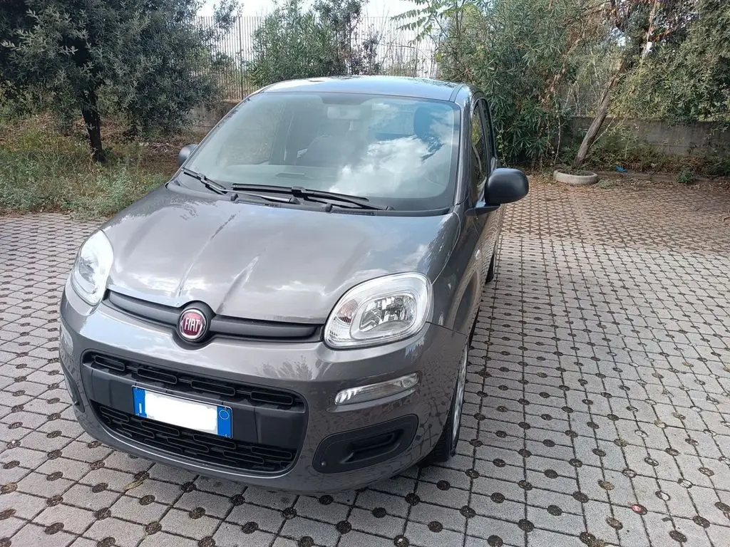 Photo 1 : Fiat Panda 2022 Hybride