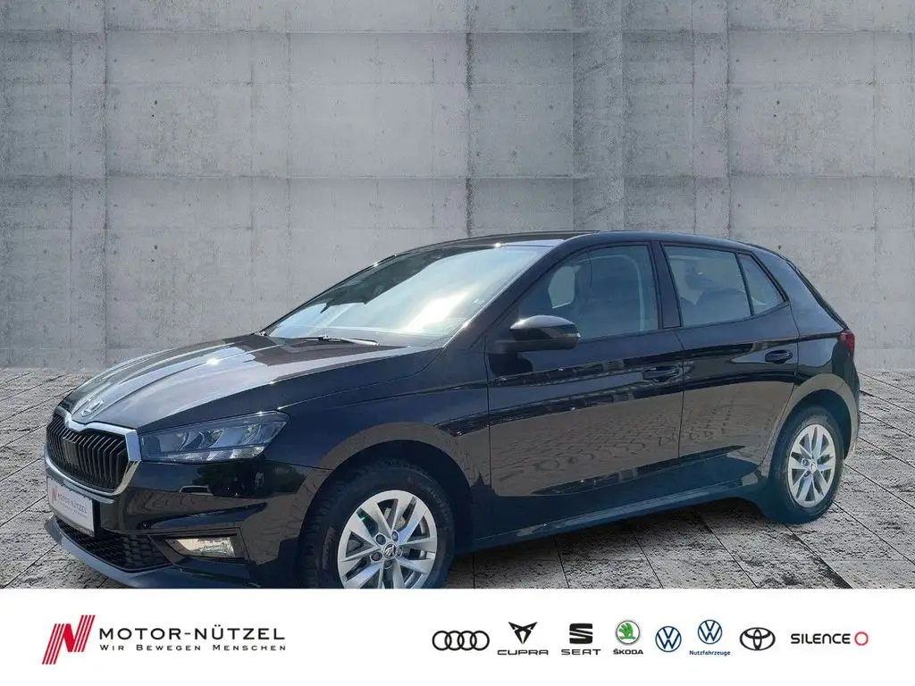 Photo 1 : Skoda Fabia 2022 Petrol