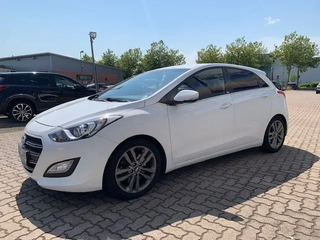 Photo 1 : Hyundai I30 2016 Essence