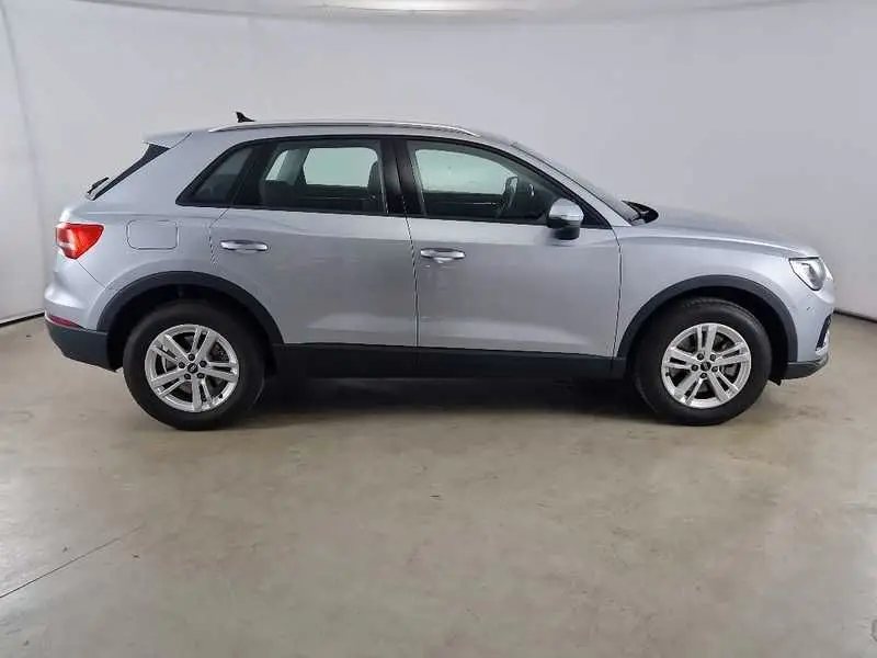 Photo 1 : Audi Q3 2021 Hybrid