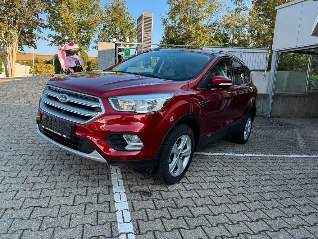 Photo 1 : Ford Kuga 2018 Petrol