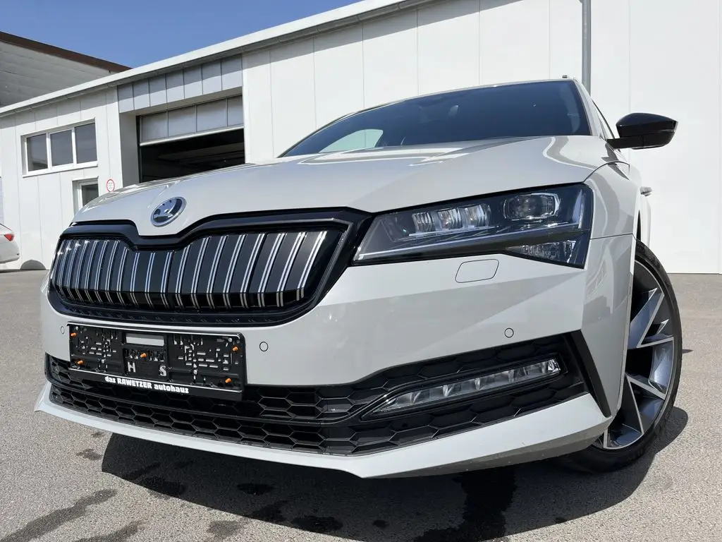 Photo 1 : Skoda Superb 2021 Hybrid