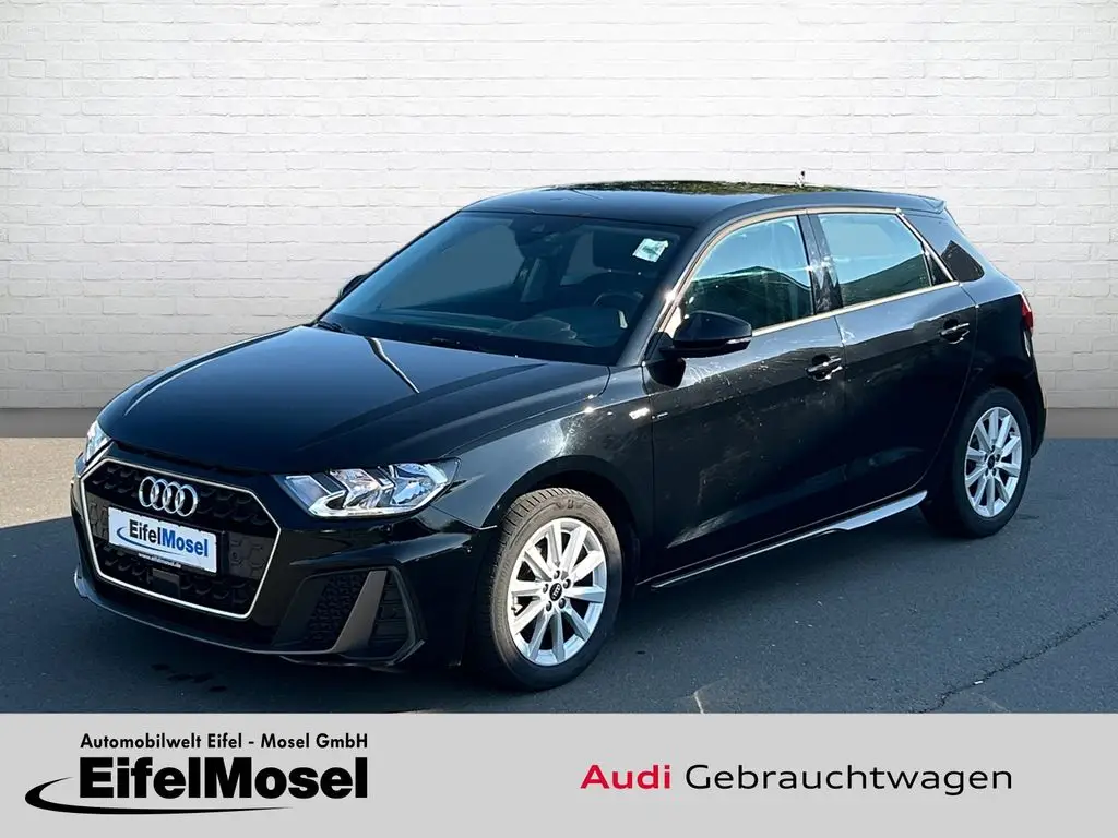 Photo 1 : Audi A1 2024 Petrol