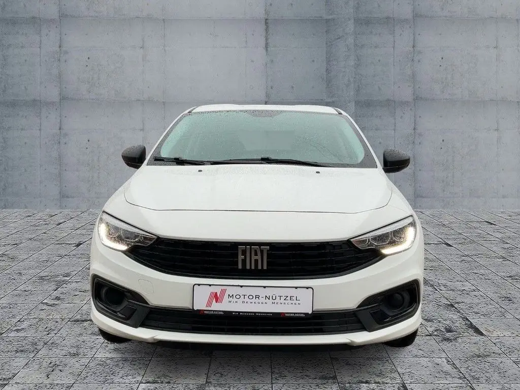 Photo 1 : Fiat Tipo 2024 Essence