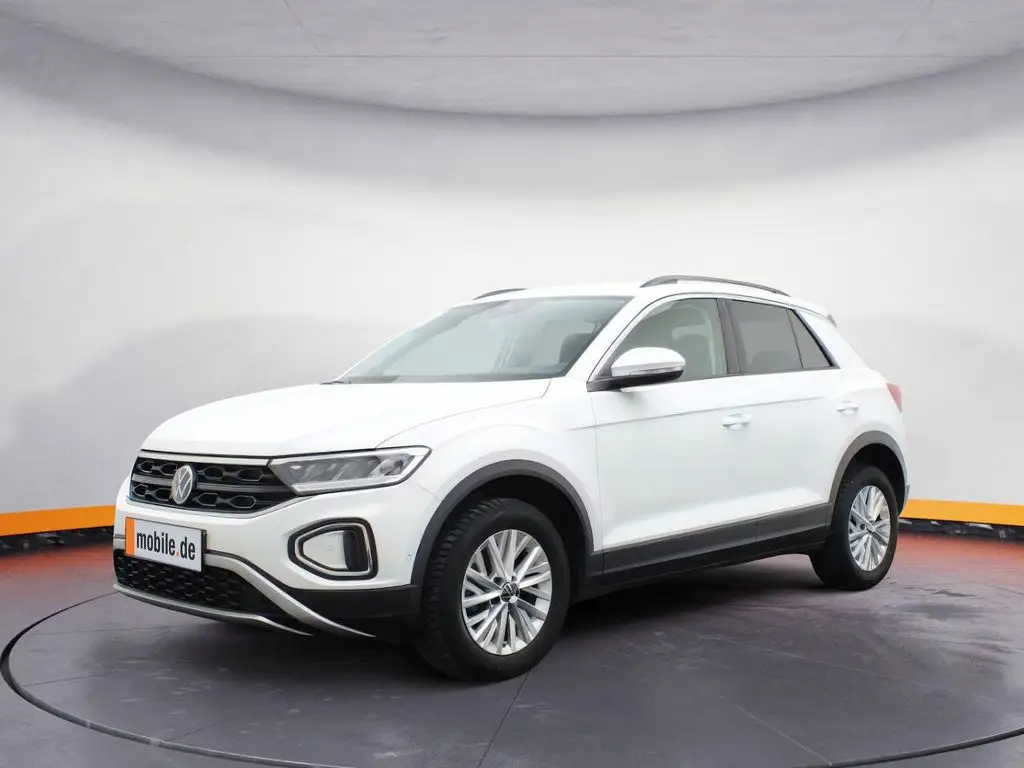 Photo 1 : Volkswagen T-roc 2023 Essence