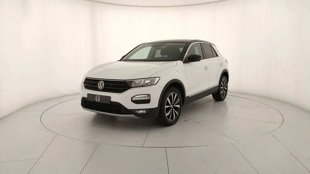 Photo 1 : Volkswagen T-roc 2021 Petrol