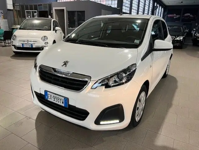 Photo 1 : Peugeot 108 2015 Petrol