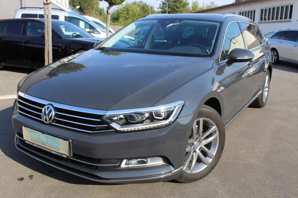 Photo 1 : Volkswagen Passat 2019 Diesel