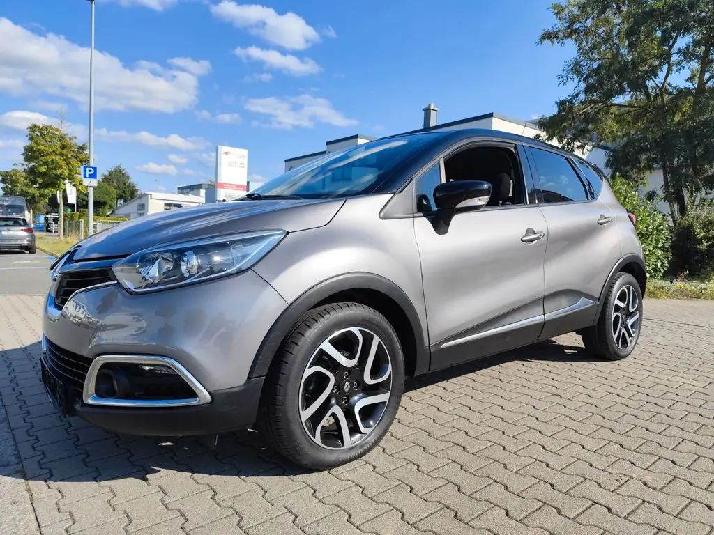 Photo 1 : Renault Captur 2016 Petrol