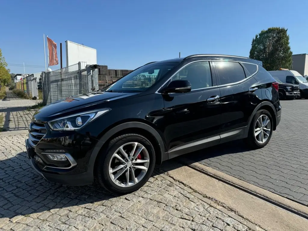 Photo 1 : Hyundai Santa Fe 2016 Diesel