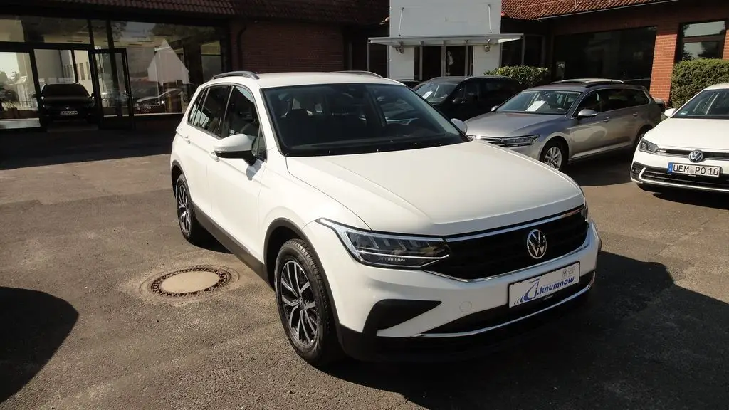 Photo 1 : Volkswagen Tiguan 2023 Essence