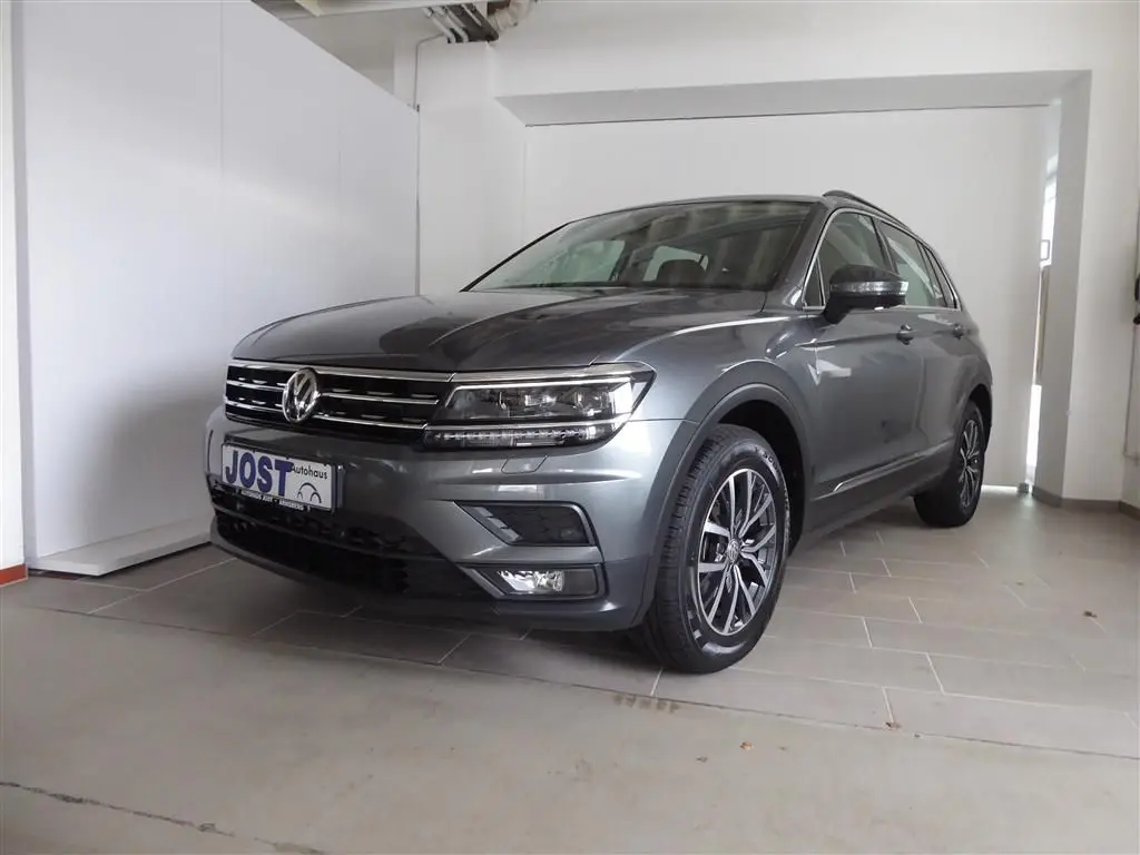 Photo 1 : Volkswagen Tiguan 2019 Diesel