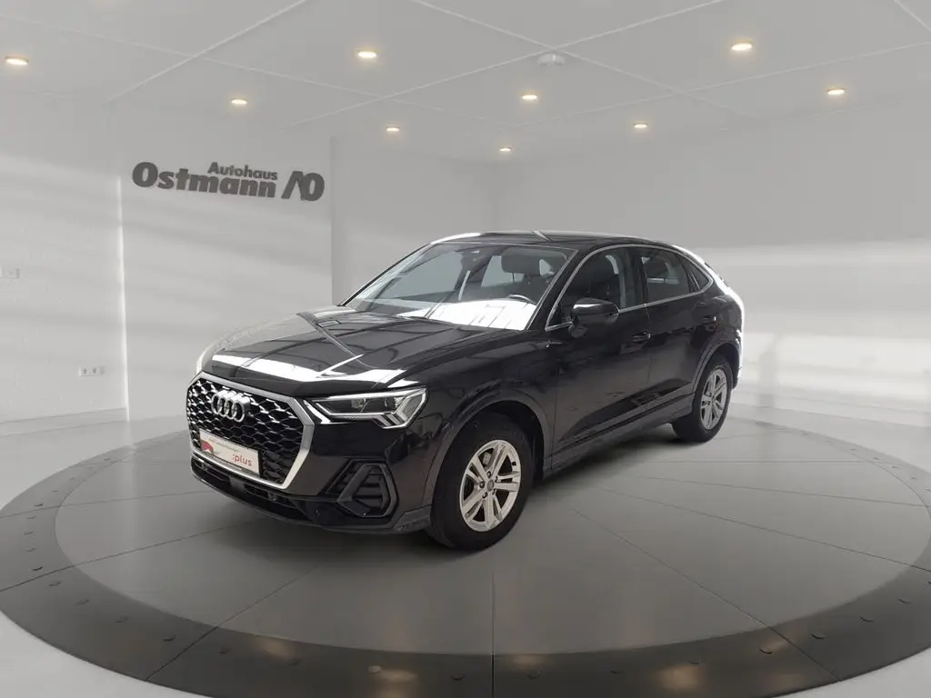 Photo 1 : Audi Q3 2020 Essence