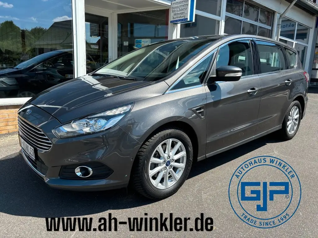 Photo 1 : Ford S-max 2016 Essence