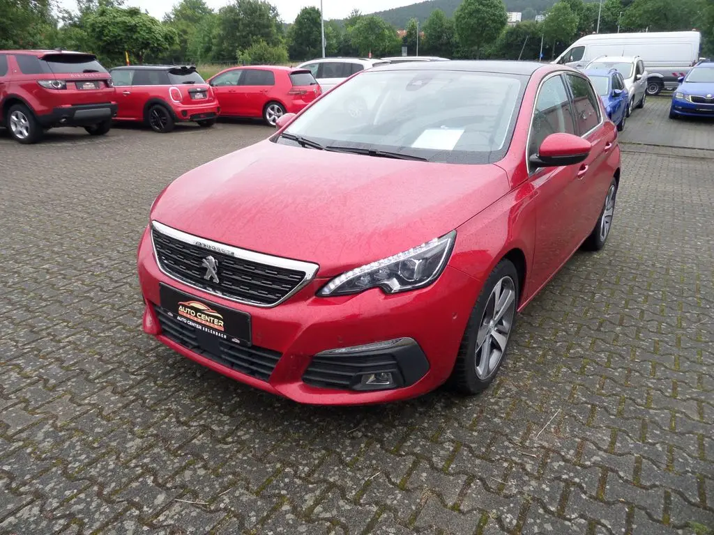 Photo 1 : Peugeot 308 2018 Petrol