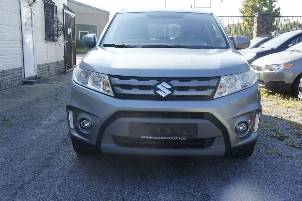 Photo 1 : Suzuki Vitara 2015 Petrol