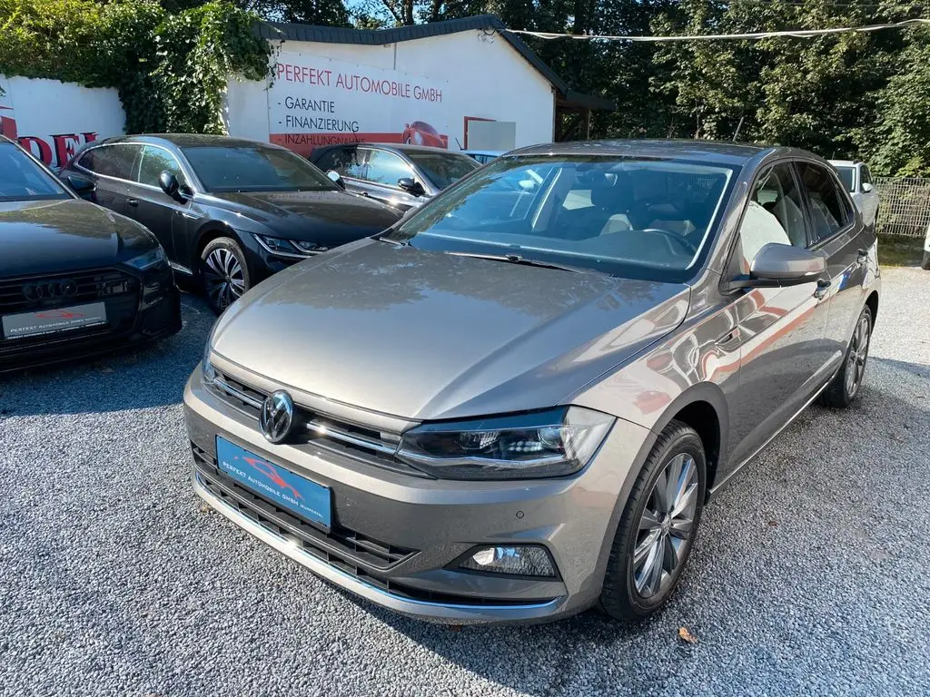 Photo 1 : Volkswagen Polo 2018 Petrol