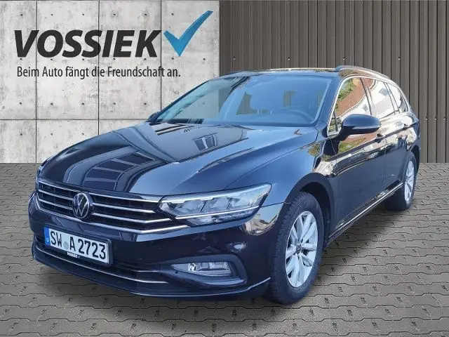 Photo 1 : Volkswagen Passat 2023 Essence