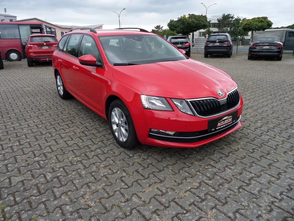 Photo 1 : Skoda Octavia 2019 Autres