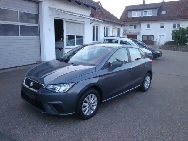 Photo 1 : Seat Ibiza 2018 Petrol