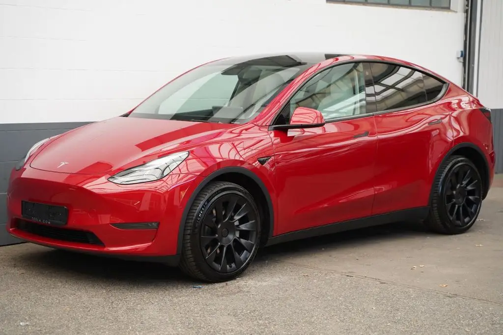 Photo 1 : Tesla Model Y 2022 Non renseigné