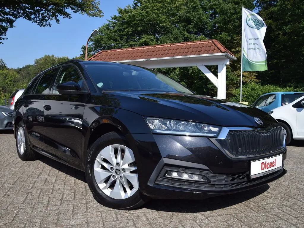 Photo 1 : Skoda Octavia 2021 Diesel