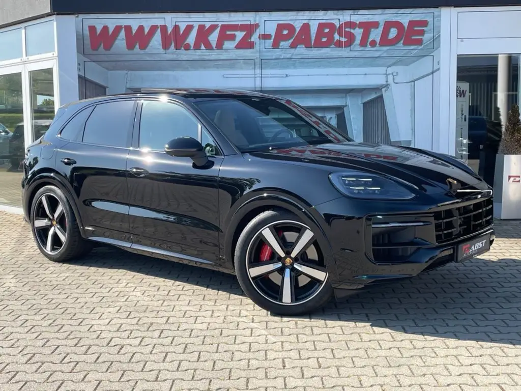 Photo 1 : Porsche Cayenne 2024 Petrol