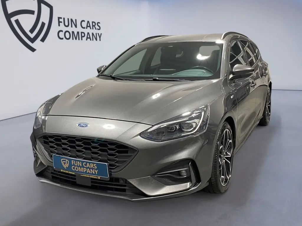 Photo 1 : Ford Focus 2020 Diesel