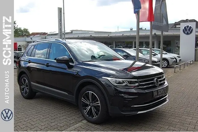 Photo 1 : Volkswagen Tiguan 2021 Petrol