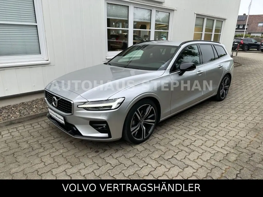 Photo 1 : Volvo V60 2019 Diesel