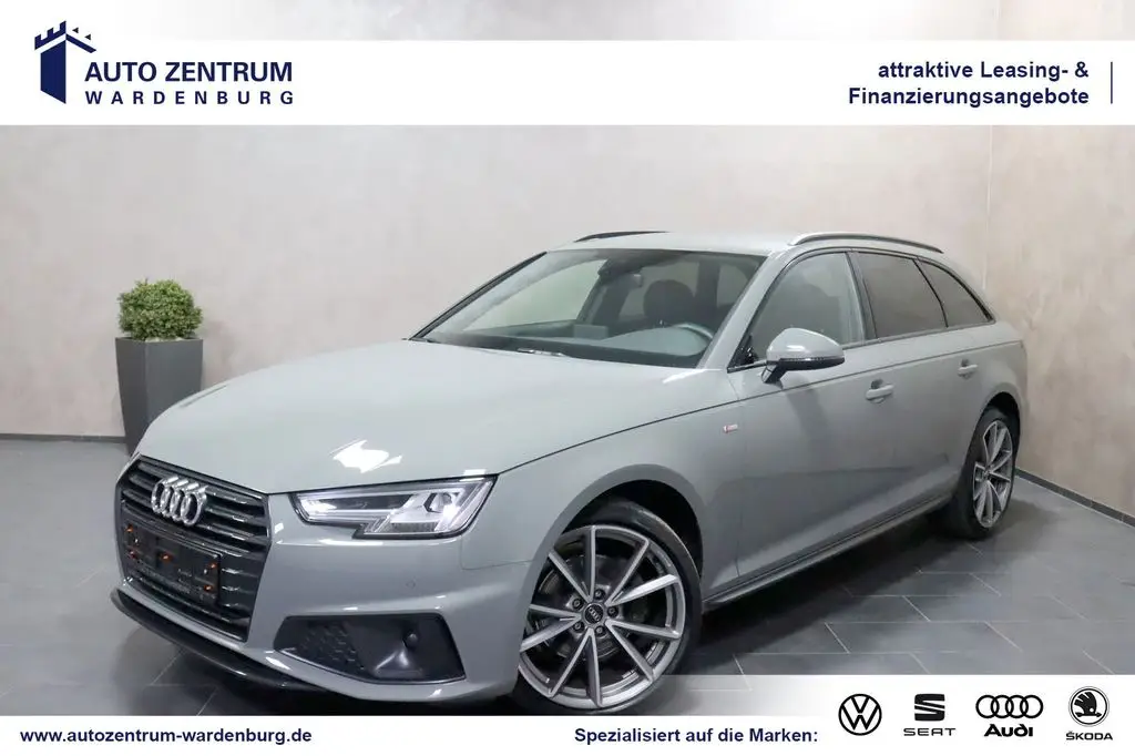 Photo 1 : Audi A4 2019 Petrol