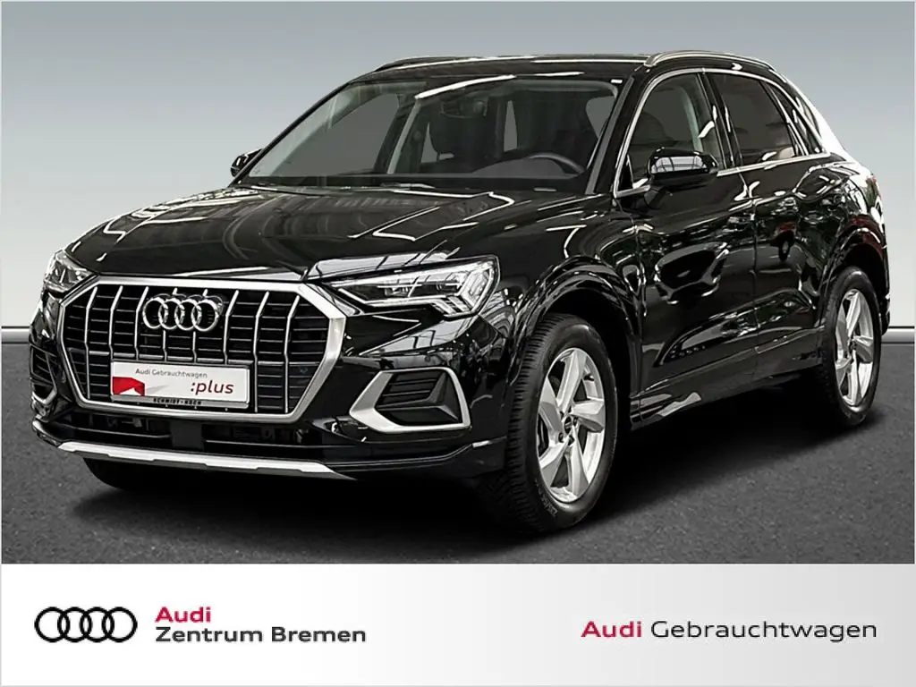 Photo 1 : Audi Q3 2023 Petrol