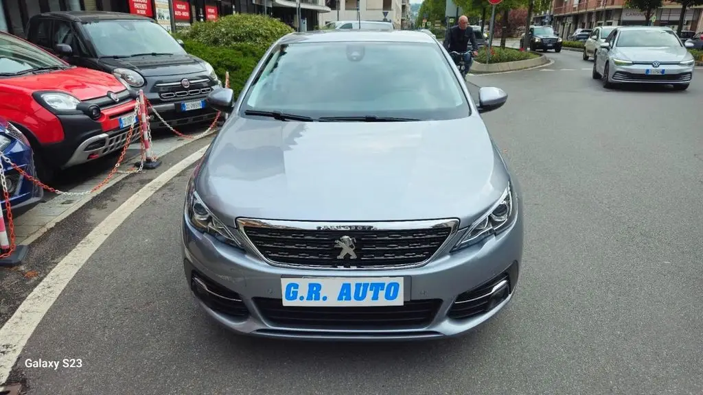 Photo 1 : Peugeot 308 2021 Petrol