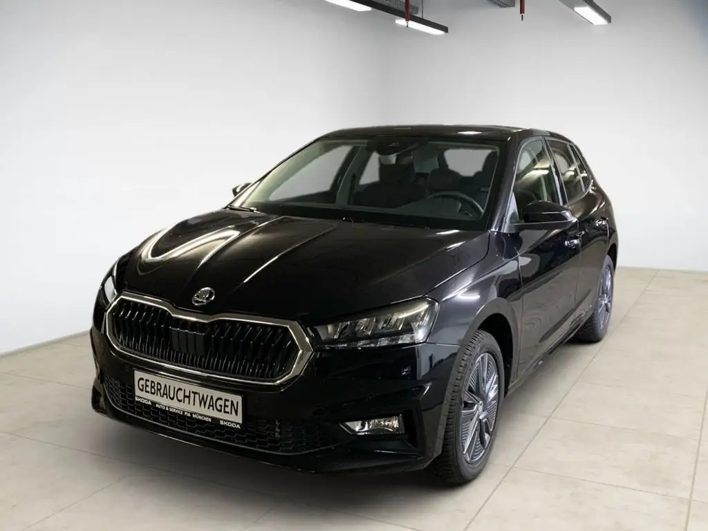 Photo 1 : Skoda Fabia 2024 Petrol