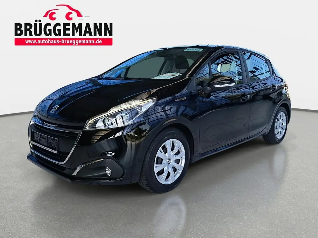 Photo 1 : Peugeot 208 2018 Petrol